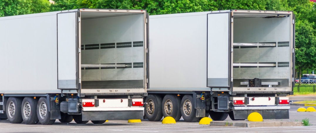 7 Reasons Liftgate Trailers Improve Your Deliveries